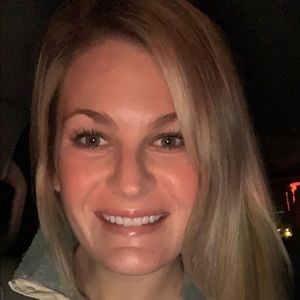 Meet your Posher, Lucy